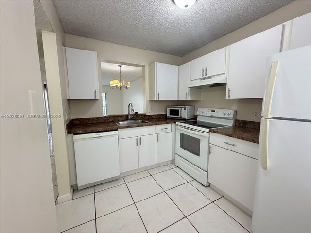 8610 N Sherman Circle 407, Miramar, FL 33025