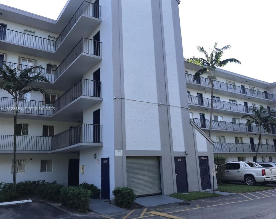 8610 N Sherman Circle 407, Miramar, FL 33025