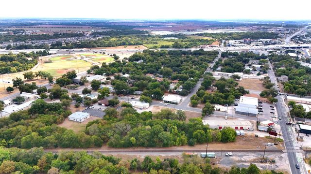 209 Cheatham ST, San Marcos, TX 78666