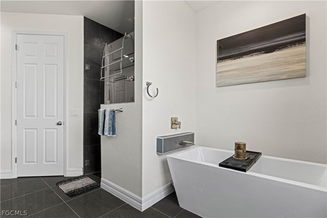 1819 SW 6th AVE, Cape Coral, FL 33991