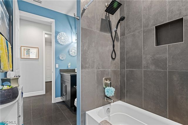 1819 SW 6th AVE, Cape Coral, FL 33991