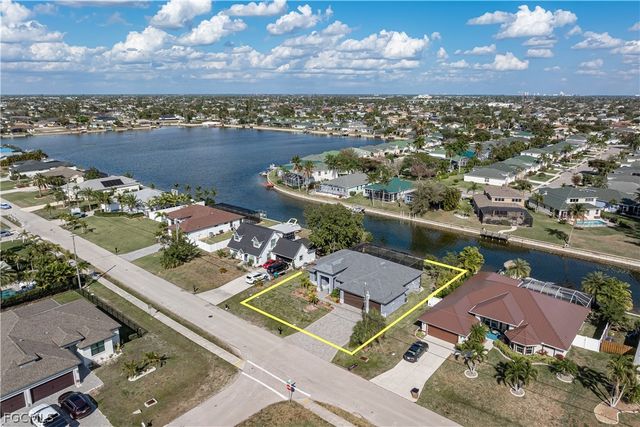 1819 SW 6th AVE, Cape Coral, FL 33991