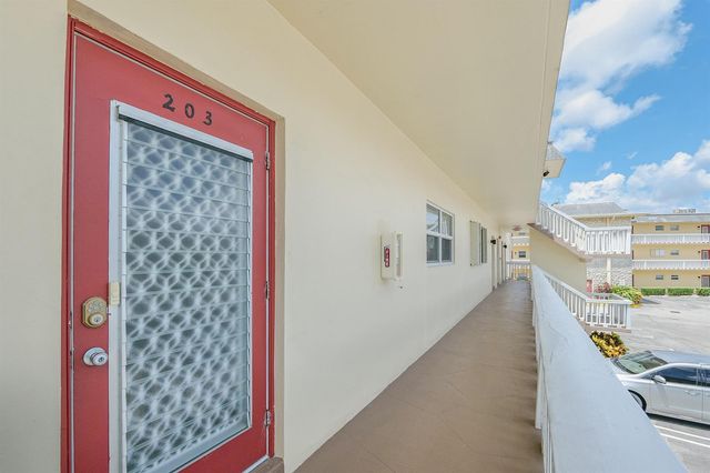 4321 NW 16th Street 203C, Lauderhill, FL 33313