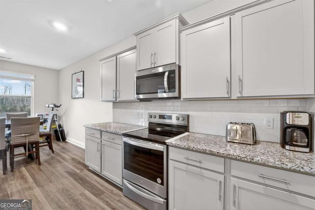 638 Logging Hill Drive, Richmond Hill, GA 31324