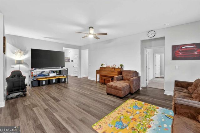 638 Logging Hill Drive, Richmond Hill, GA 31324