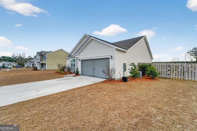638 Logging Hill Drive, Richmond Hill, GA 31324