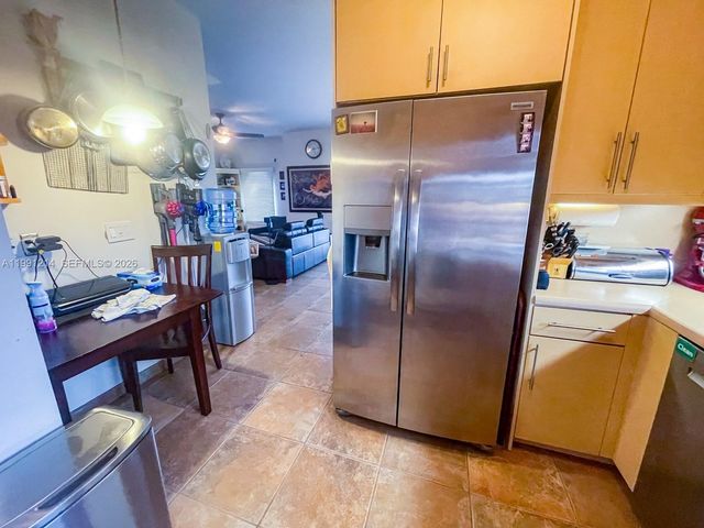 9008 Collins Ave 402, Surfside, FL 33154