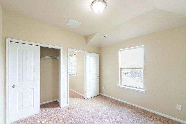 9408 Savannah Holly Drive, Houston, TX 77075