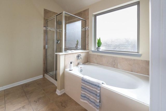 9408 Savannah Holly Drive, Houston, TX 77075