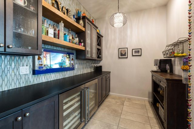 101 Rail Car Road, Corrales, NM 87048