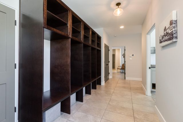 101 Rail Car Road, Corrales, NM 87048