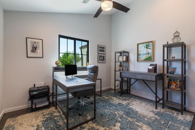 101 Rail Car Road, Corrales, NM 87048