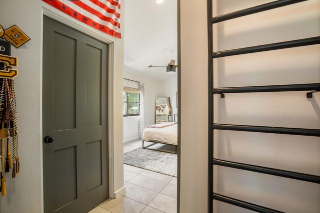 101 Rail Car Road, Corrales, NM 87048