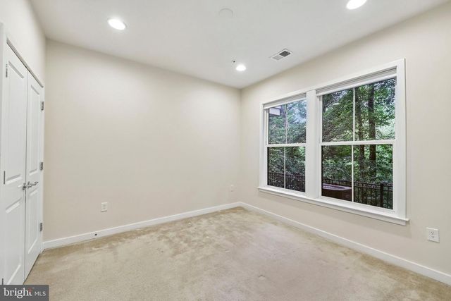 3961 NORTON PL, Fairfax, VA 22030