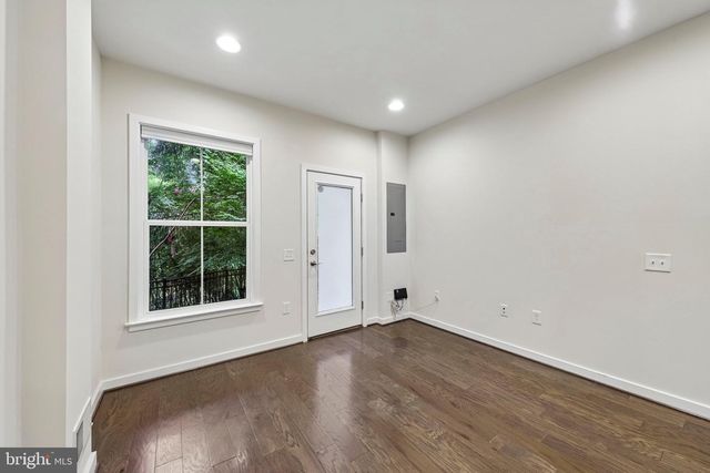 3961 NORTON PL, Fairfax, VA 22030