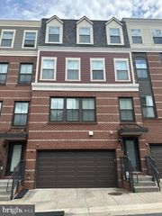 3961 NORTON PL, Fairfax, VA 22030