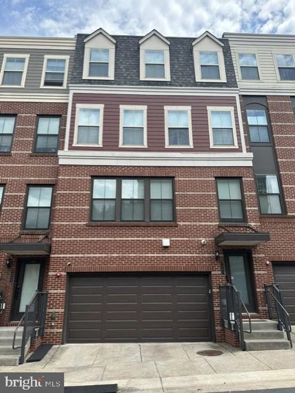 3961 NORTON PL, Fairfax, VA 22030