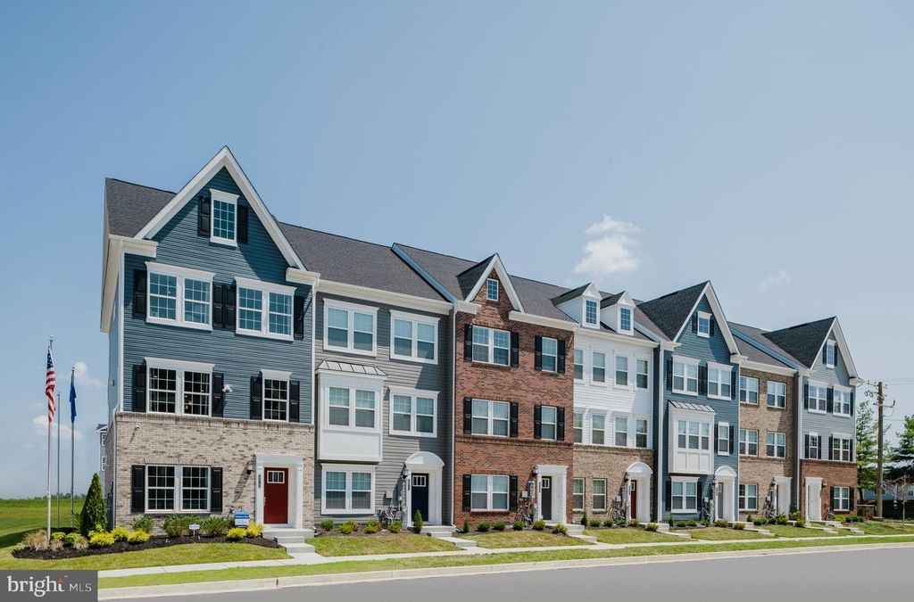 1812 OXBOW RD, Baltimore, MD 21244