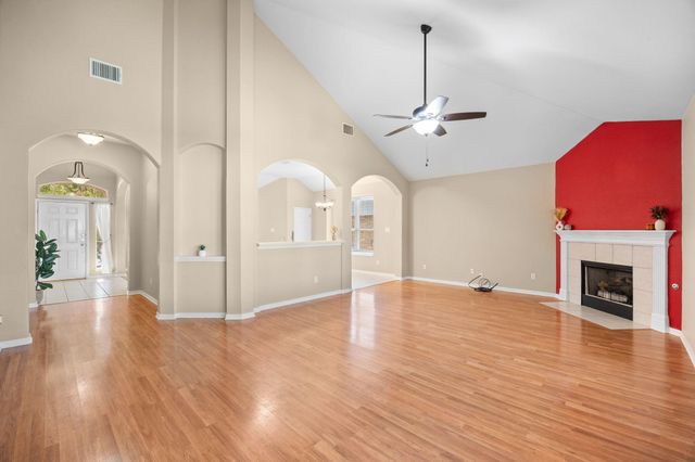 2329 Boulder RUN, Georgetown, TX 78626