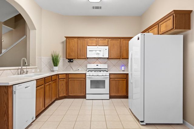 2329 Boulder RUN, Georgetown, TX 78626