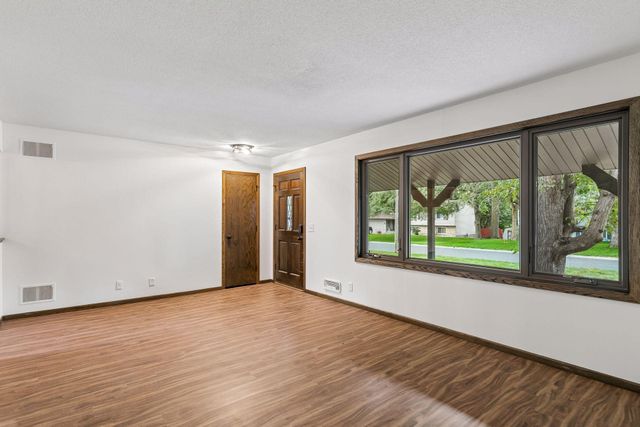 7730 Bona Road, Mounds View, MN 55112
