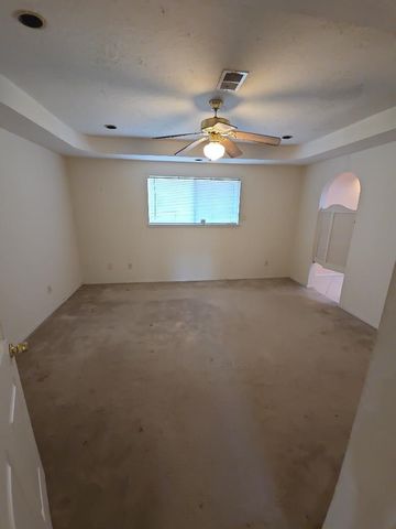 3402 Acorn Way Lane, Spring, TX 77389