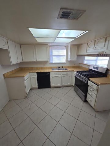 3402 Acorn Way Lane, Spring, TX 77389