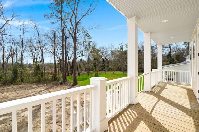 1304 Mccrae Drive, Moncks Corner, SC 29461