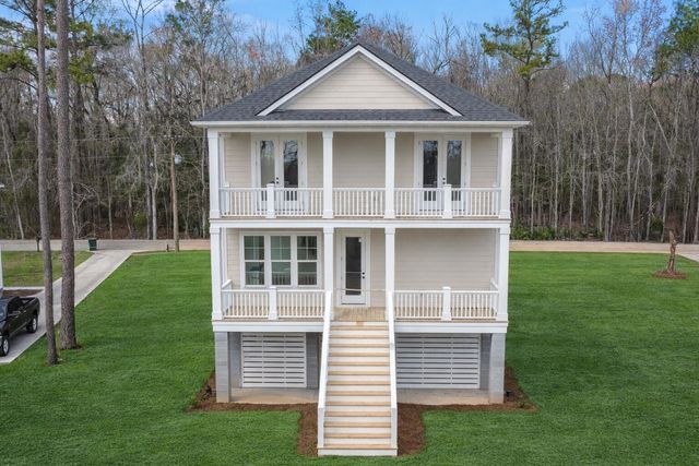 1304 Mccrae Drive, Moncks Corner, SC 29461