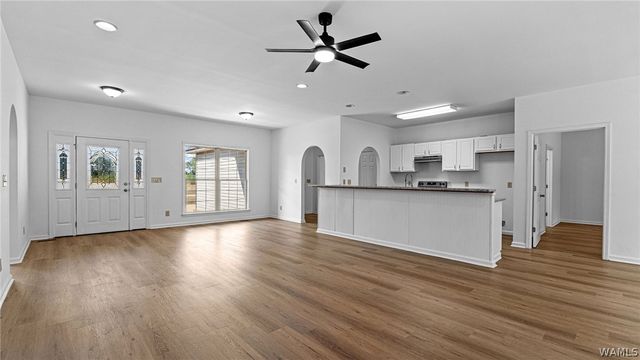 14956 Townsend Loop, Moundville, AL 35474