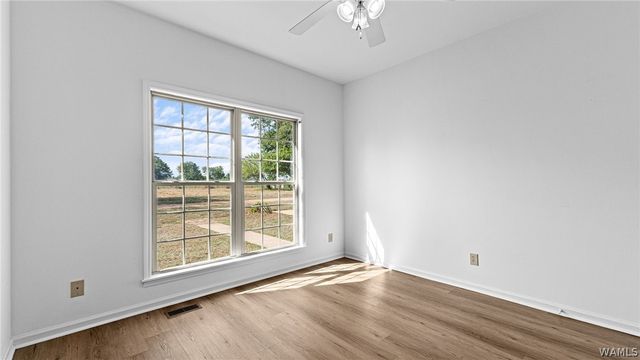 14956 Townsend Loop, Moundville, AL 35474