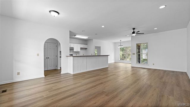 14956 Townsend Loop, Moundville, AL 35474