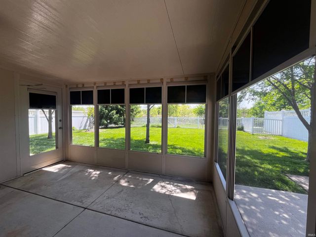 12687 Shearwater Run, Fort Wayne, IN 46845