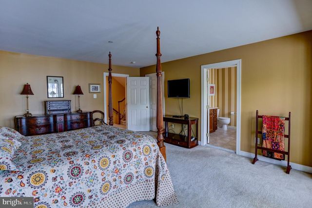 13 DOYLE ST, Doylestown, PA 18901