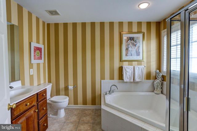 13 DOYLE ST, Doylestown, PA 18901