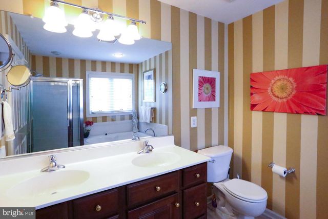13 DOYLE ST, Doylestown, PA 18901