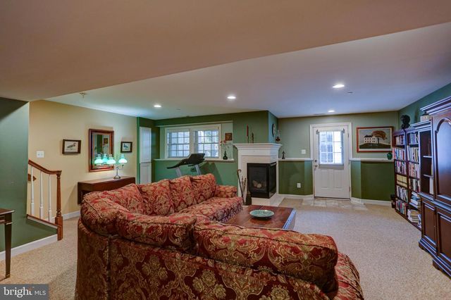 13 DOYLE ST, Doylestown, PA 18901