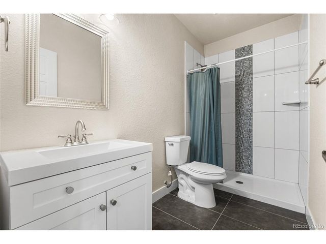 9792 E 60th Ave, Denver, CO 80238