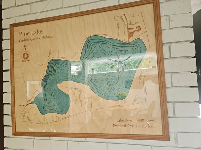 2330 N Pine Center Drive, West Bloomfield, MI 48323