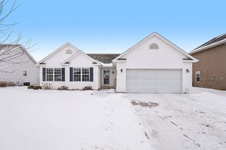 8426 Waxwing Drive, Freeland, MI 48623
