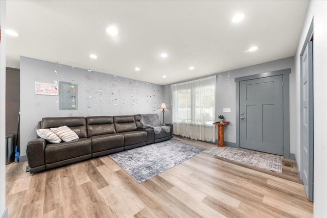 525 W Cora Ave, Spokane, WA 99205