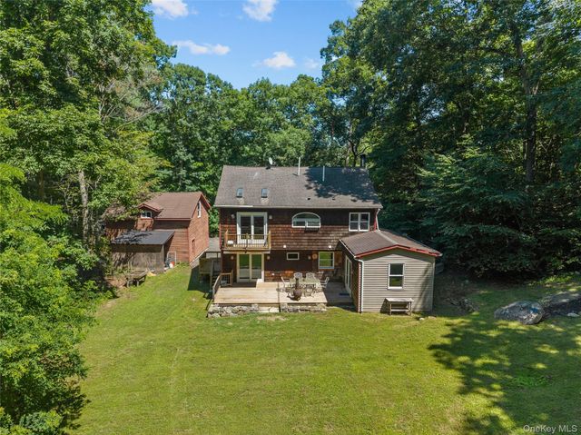176 Tibet Drive, Carmel, NY 10512