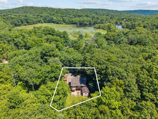 176 Tibet Drive, Carmel, NY 10512
