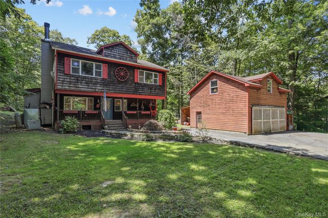 176 Tibet Drive, Carmel, NY 10512