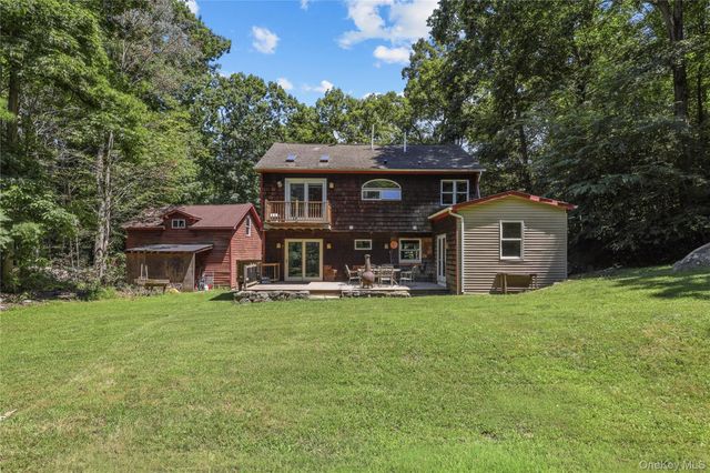 176 Tibet Drive, Carmel, NY 10512