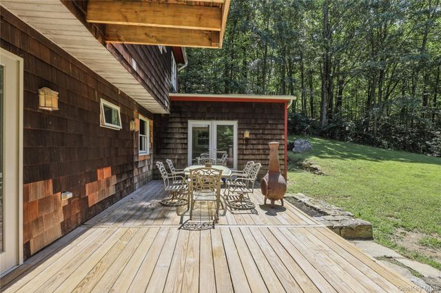 176 Tibet Drive, Carmel, NY 10512