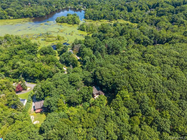 176 Tibet Drive, Carmel, NY 10512