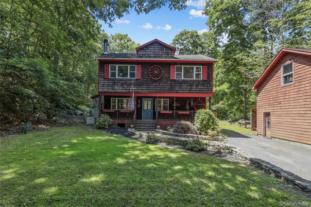 176 Tibet Drive, Carmel, NY 10512