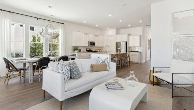 104 Golden Allagash Way, Summerville, SC 29485