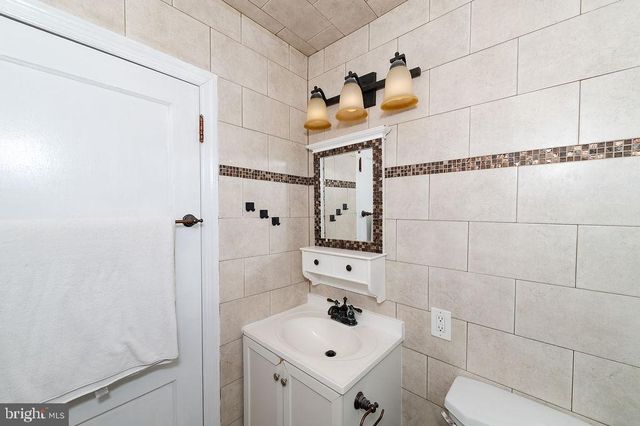 19 S 1ST RD, Hammonton, NJ 08037